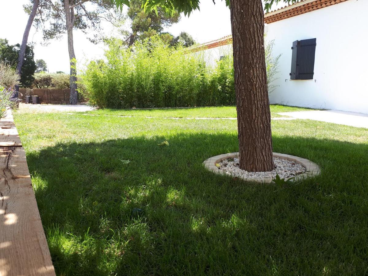 הוילה Garéoult Vacances En Provence Verte מראה חיצוני תמונה